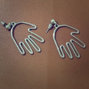 Cutest Little Earrings 👩‍🎨